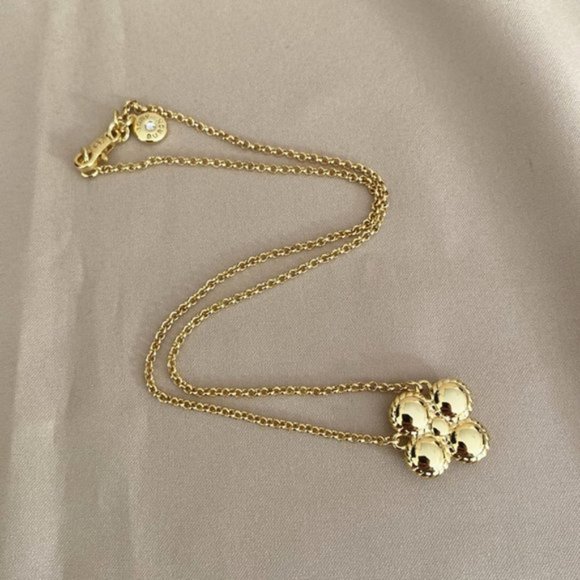 Tory Burch Four Leaf Clover Pearl Necklace - Picture 3 of 4